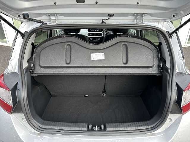 Used Hyundai i10 2022 for sale - 76262532: Photo 9