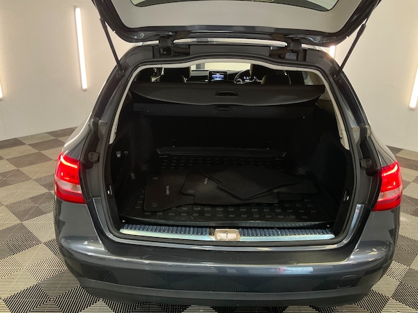 Used Mercedes-Benz C-Class 2015 for sale - 76146333: Photo 23