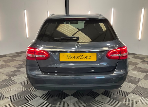 Used Mercedes-Benz C-Class 2015 for sale - 76146333: Photo 7