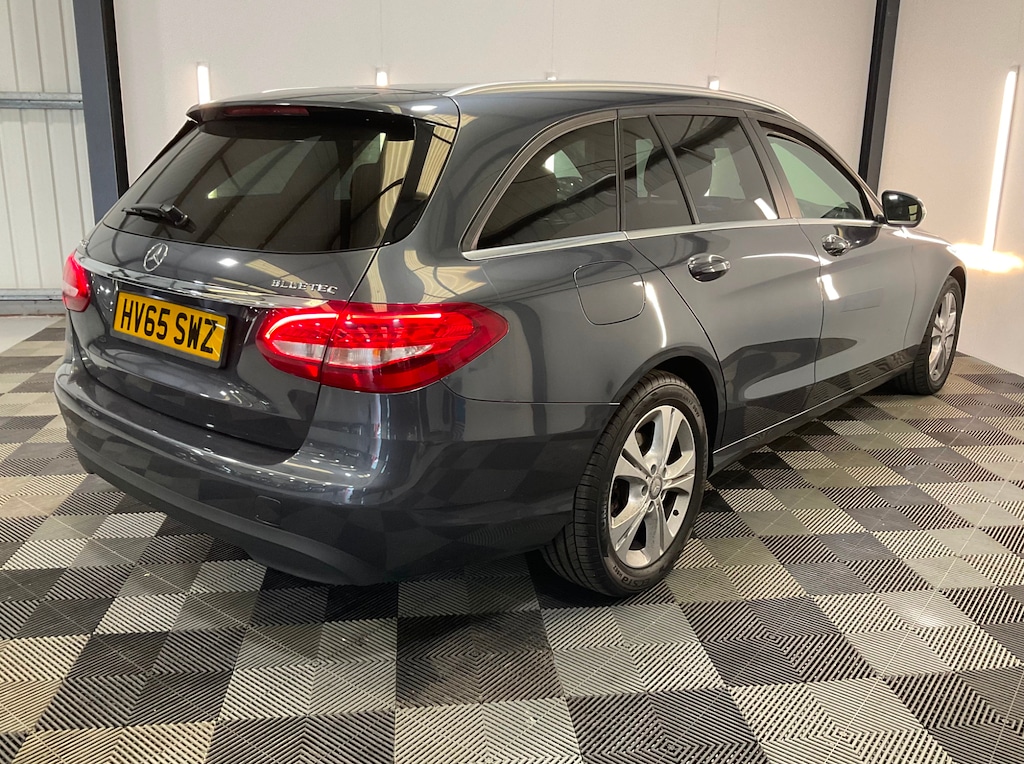 Used Mercedes-Benz C Class 2015 for sale - 76146333: Photo 8