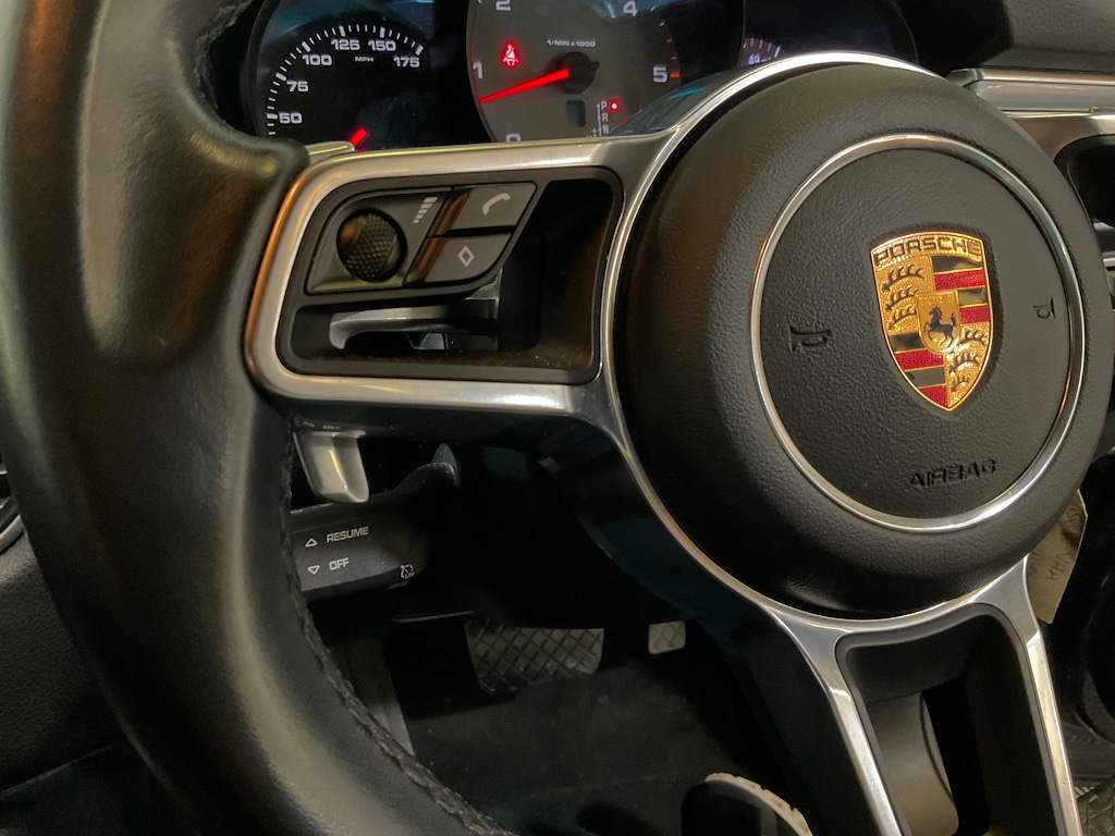 Used Porsche Macan 2016 for sale - 76847333: Photo 14