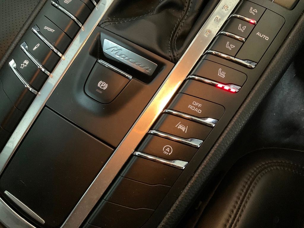 Used Porsche Macan 2016 for sale - 76847333: Photo 17