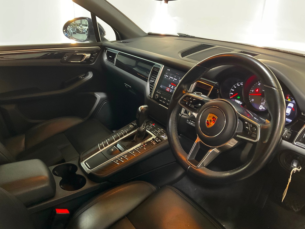 Used Porsche Macan 2016 for sale - 76847333: Photo 19
