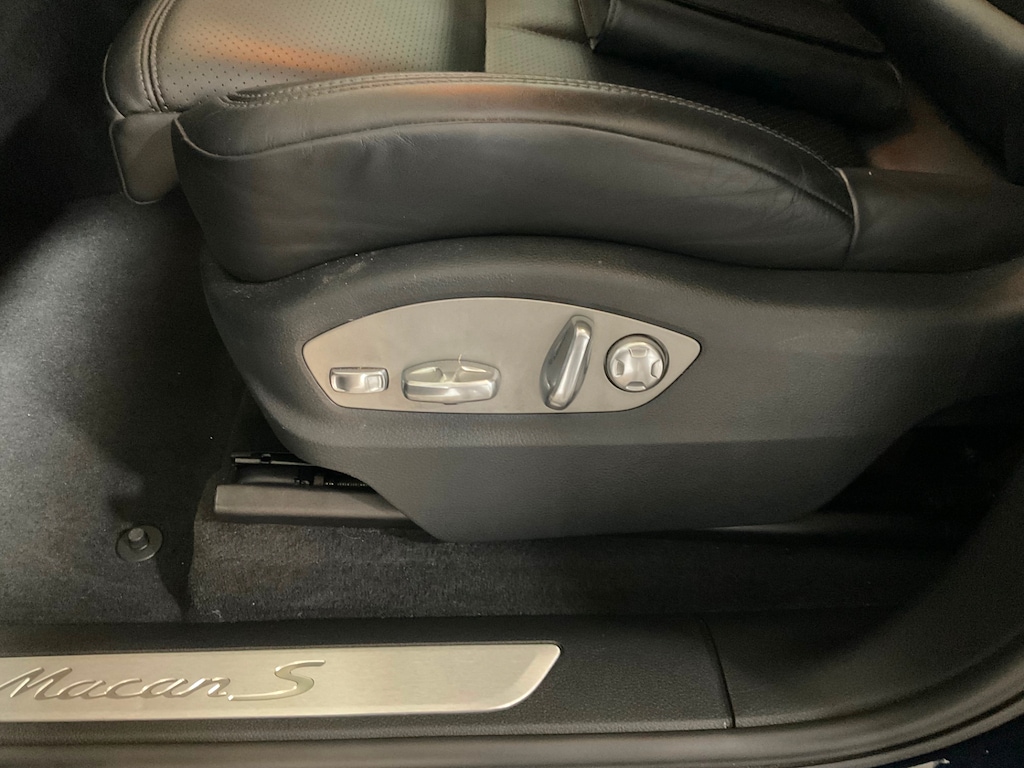 Used Porsche Macan 2016 for sale - 76847333: Photo 23