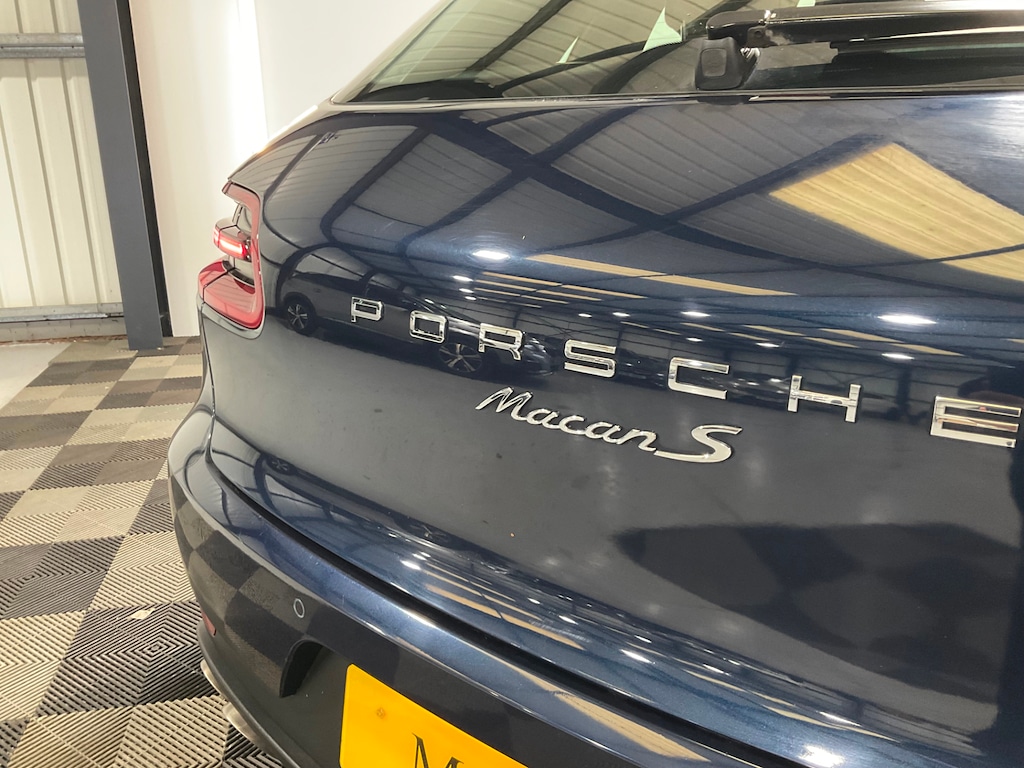 Used Porsche Macan 2016 for sale - 76847333: Photo 26