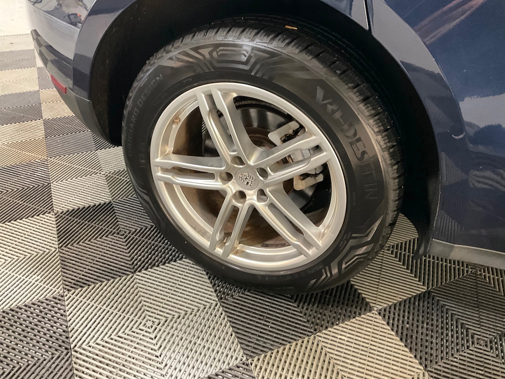 Used Porsche Macan 2016 for sale - 76847333: Photo 31