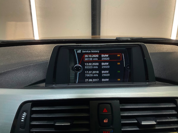 Used BMW 3 Series 2012 for sale - 76244660: Photo 18