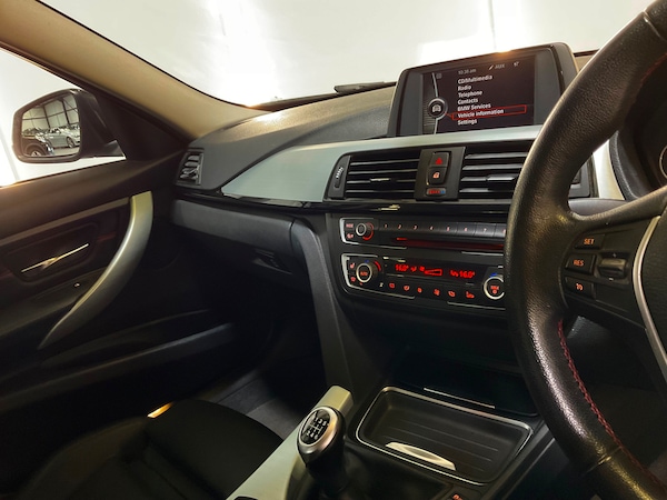 Used BMW 3 Series 2012 for sale - 76244660: Photo 21