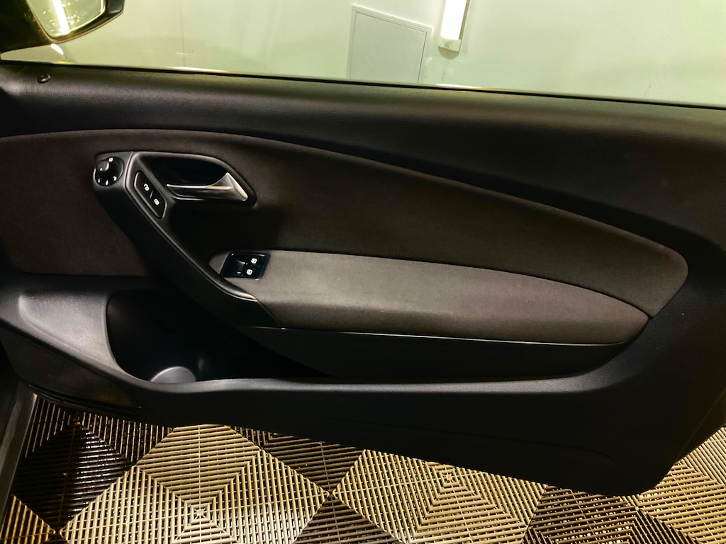 Used Volkswagen Polo 2012 for sale - 77244743: Photo 14