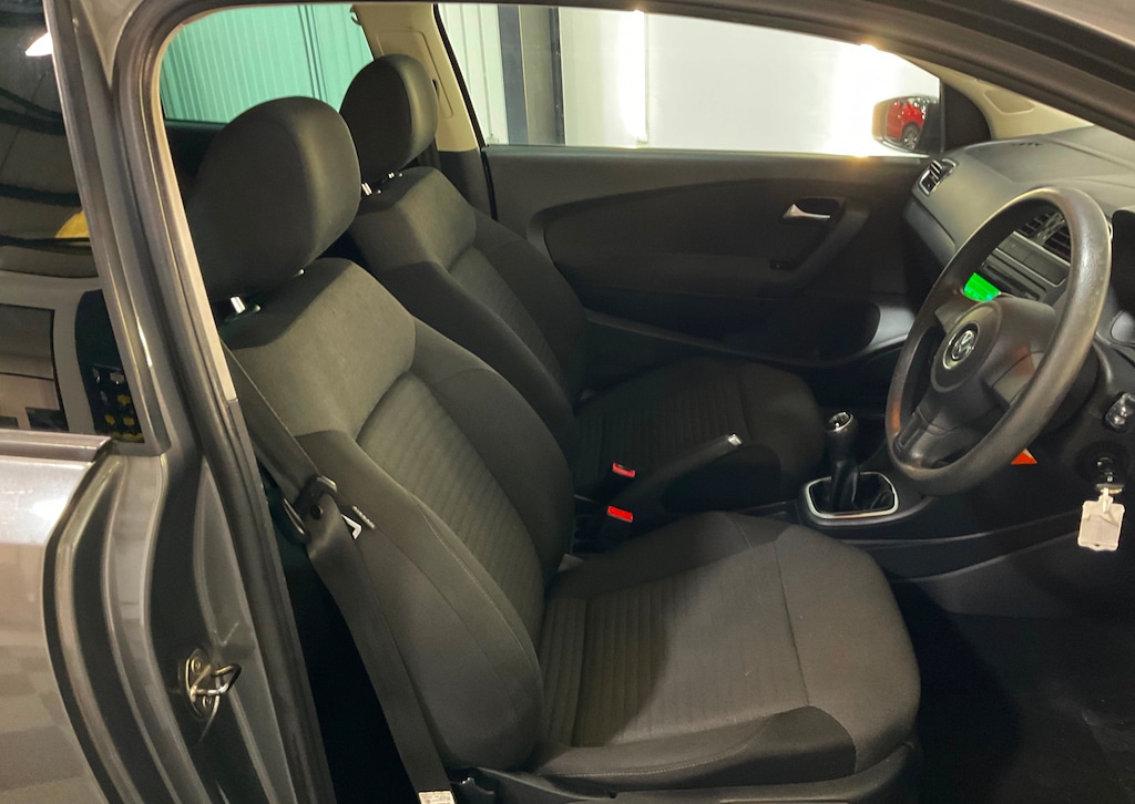 Used Volkswagen Polo 2012 for sale - 77244743: Photo 15