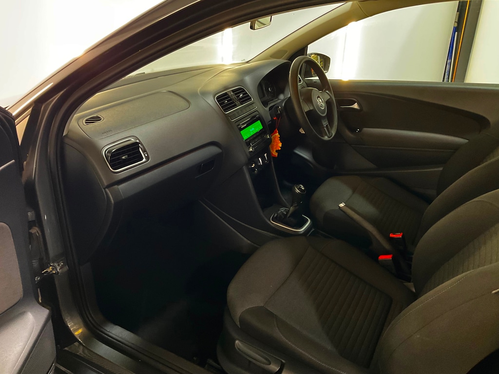 Used Volkswagen Polo 2012 for sale - 77244743: Photo 9