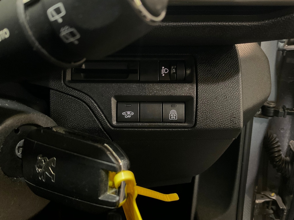 Used Peugeot 3008 2017 for sale - 76393794: Photo 16