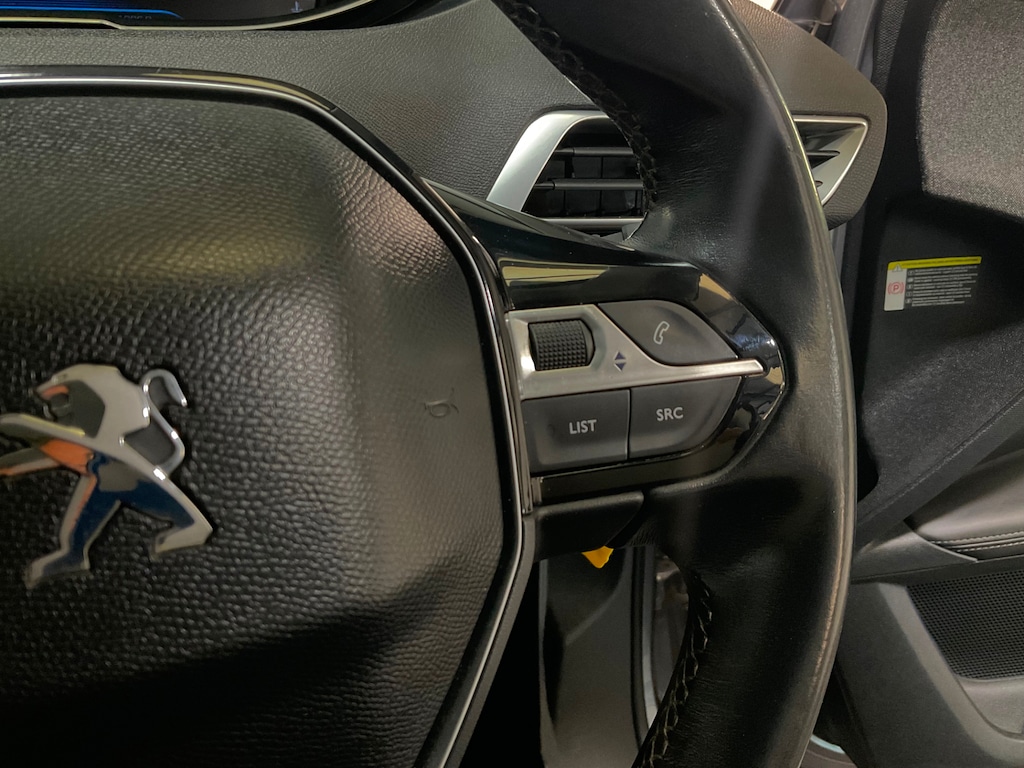 Used Peugeot 3008 2017 for sale - 76393794: Photo 18