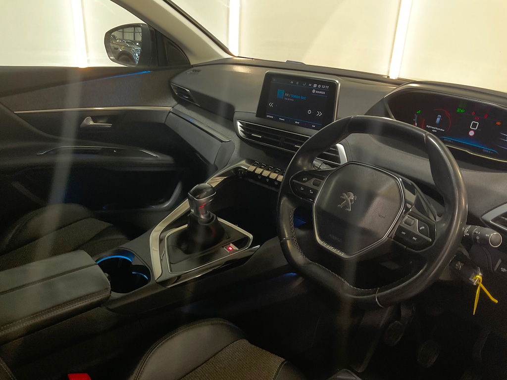 Used Peugeot 3008 2017 for sale - 76393794: Photo 21