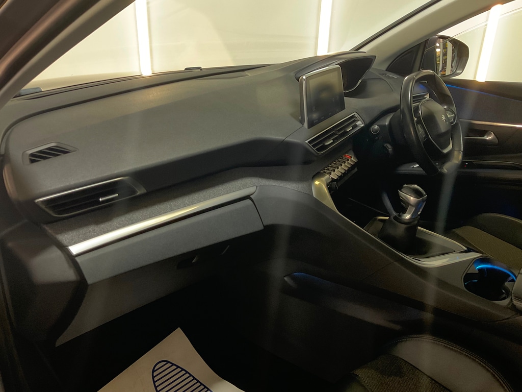 Used Peugeot 3008 2017 for sale - 76393794: Photo 7