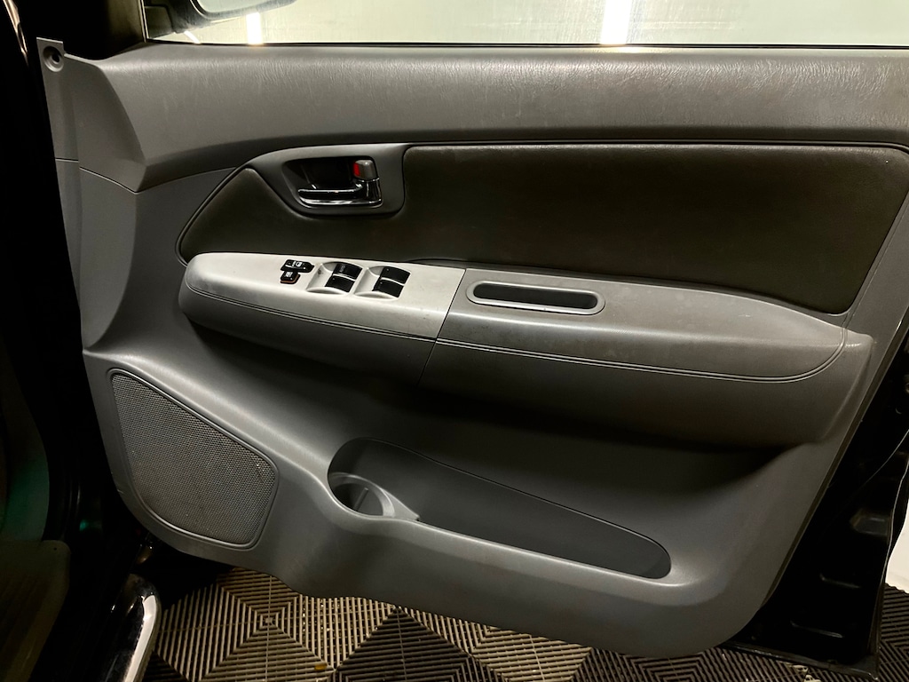 Used Toyota Hilux 2011 for sale - 76664621: Photo 18