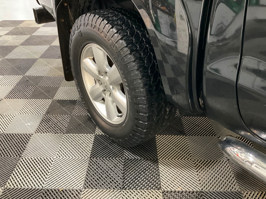 Used Toyota Hilux 2011 for sale - 76664621: Photo 25