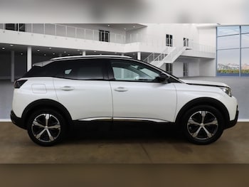 Used Peugeot 3008 2019 for sale - 76442164: Photo
