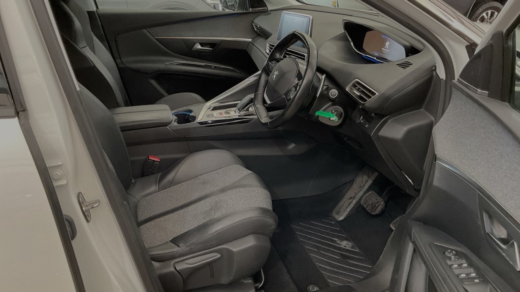 Used Peugeot 3008 2019 for sale - 76442164: Photo 5