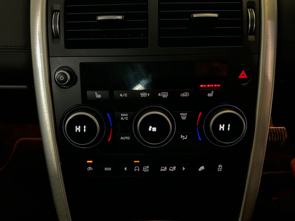 Used Land Rover Discovery Sport 2016 for sale - 76332370: Photo 17