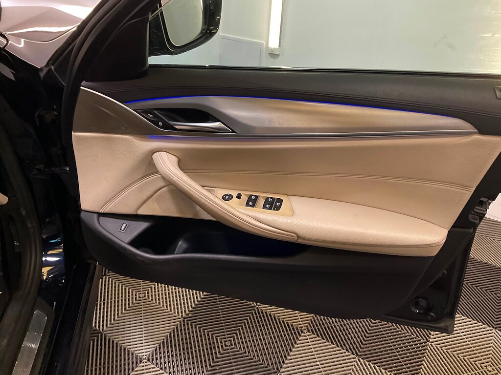 Used BMW 5 Series 2018 for sale - 77894266: Photo 27