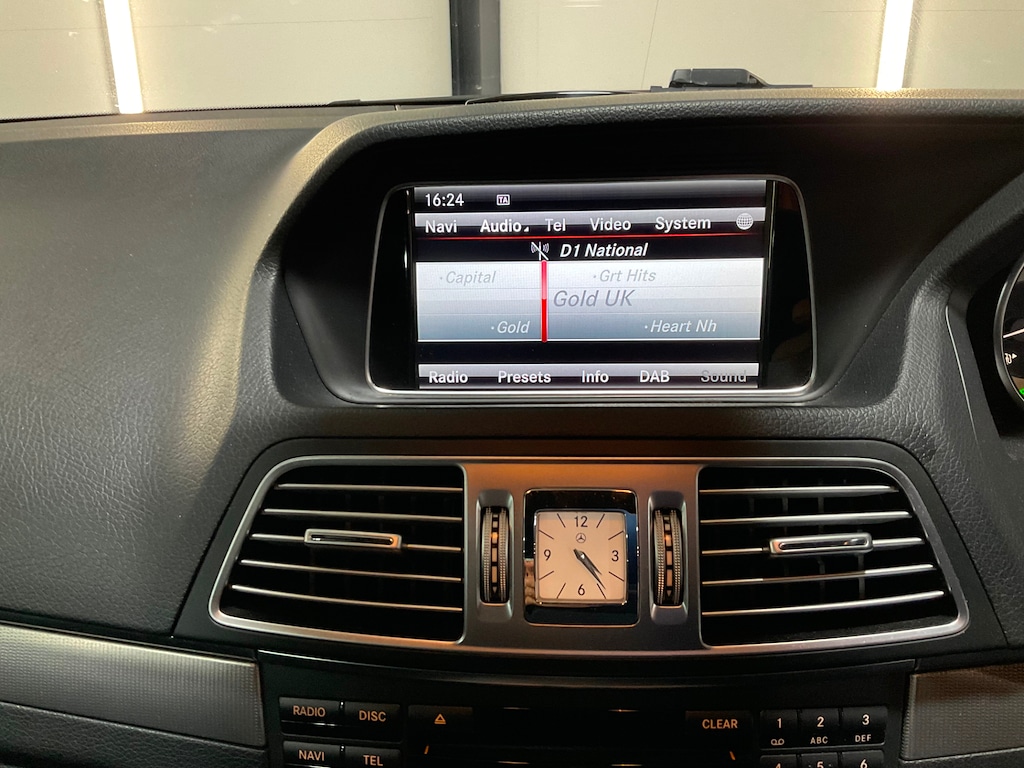 Used Mercedes-Benz E Class 2013 for sale - 76415463: Photo 11