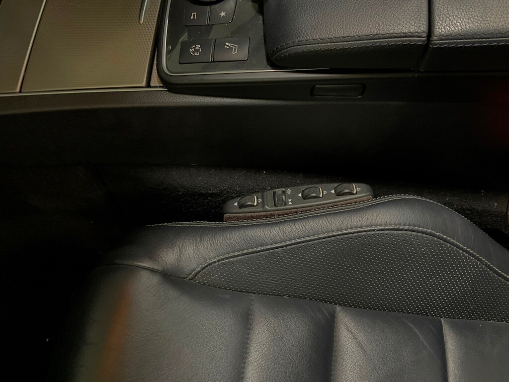 Used Mercedes-Benz E Class 2013 for sale - 76415463: Photo 19