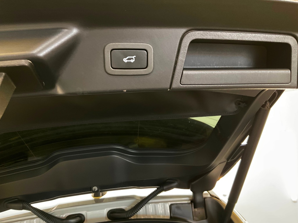 Used Land Rover Range Rover Velar 2017 for sale - 77894268: Photo 26