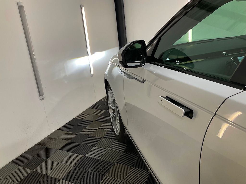 Used Land Rover Range Rover Velar 2017 for sale - 77894268: Photo 28