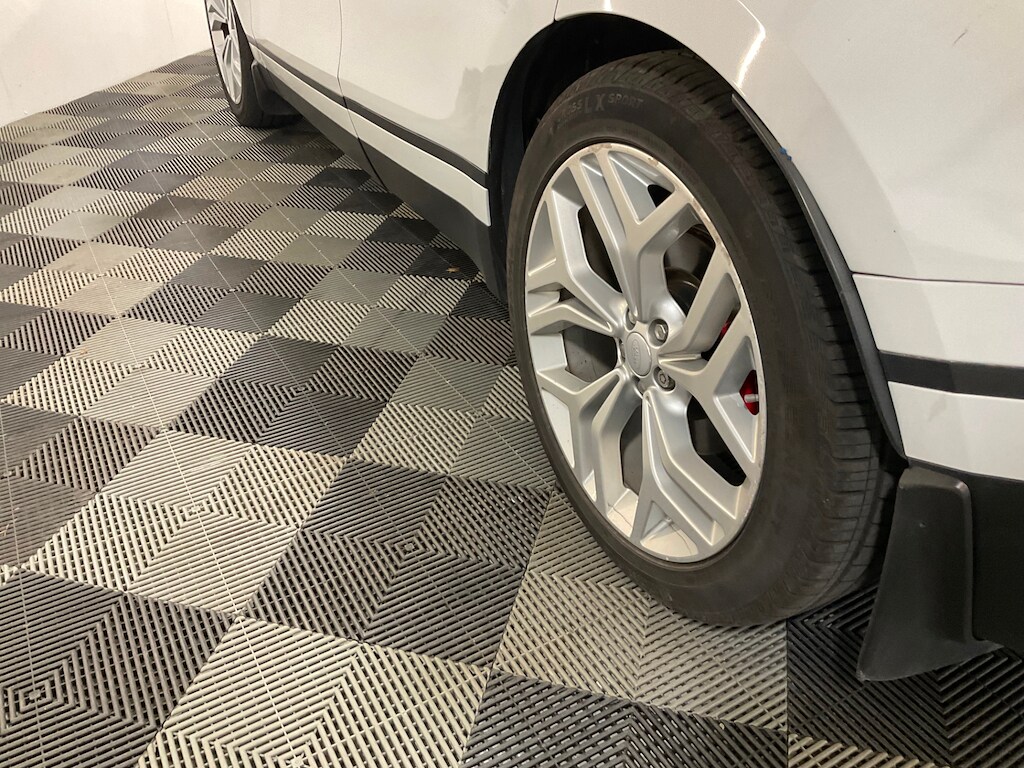 Used Land Rover Range Rover Velar 2017 for sale - 77894268: Photo 31