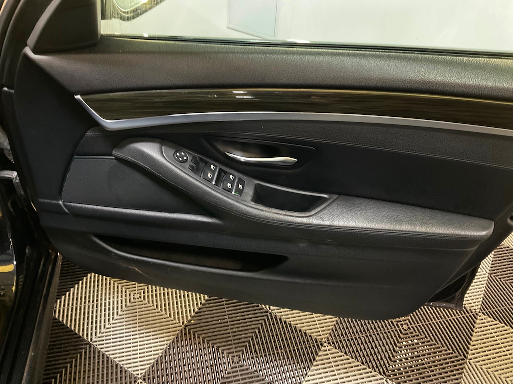 Used BMW 5 Series 2012 for sale - 77360839: Photo 21