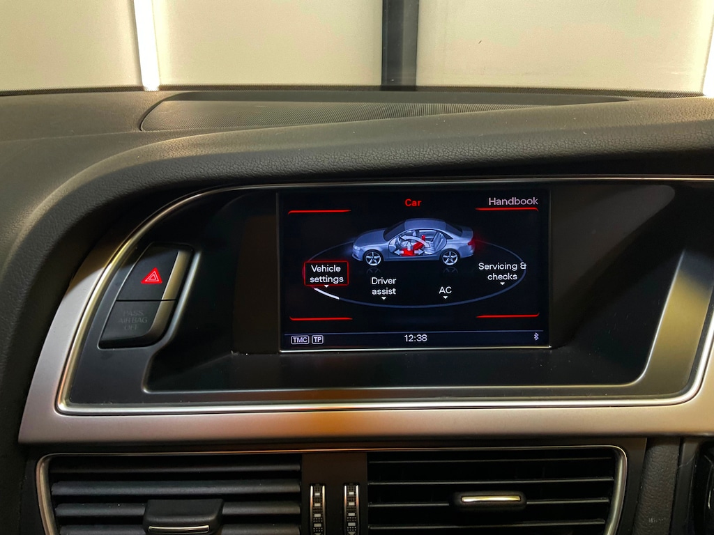 Used Audi A4 2014 for sale - 75967411: Photo 15