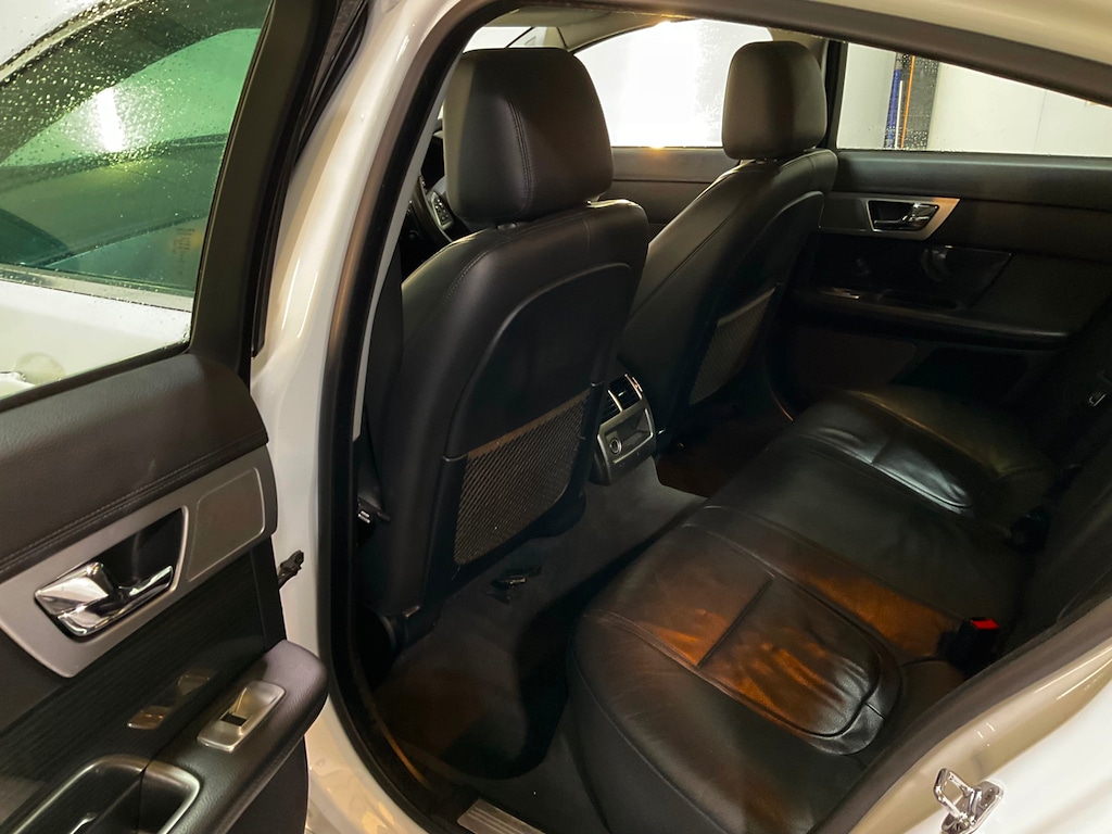Used Jaguar XF 2015 for sale - 77619555: Photo 10