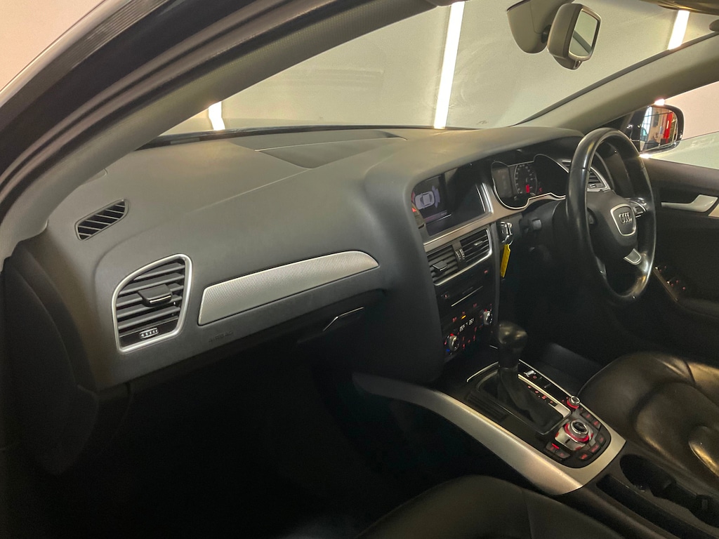 Used Audi A4 2014 for sale - 77485115: Photo 9