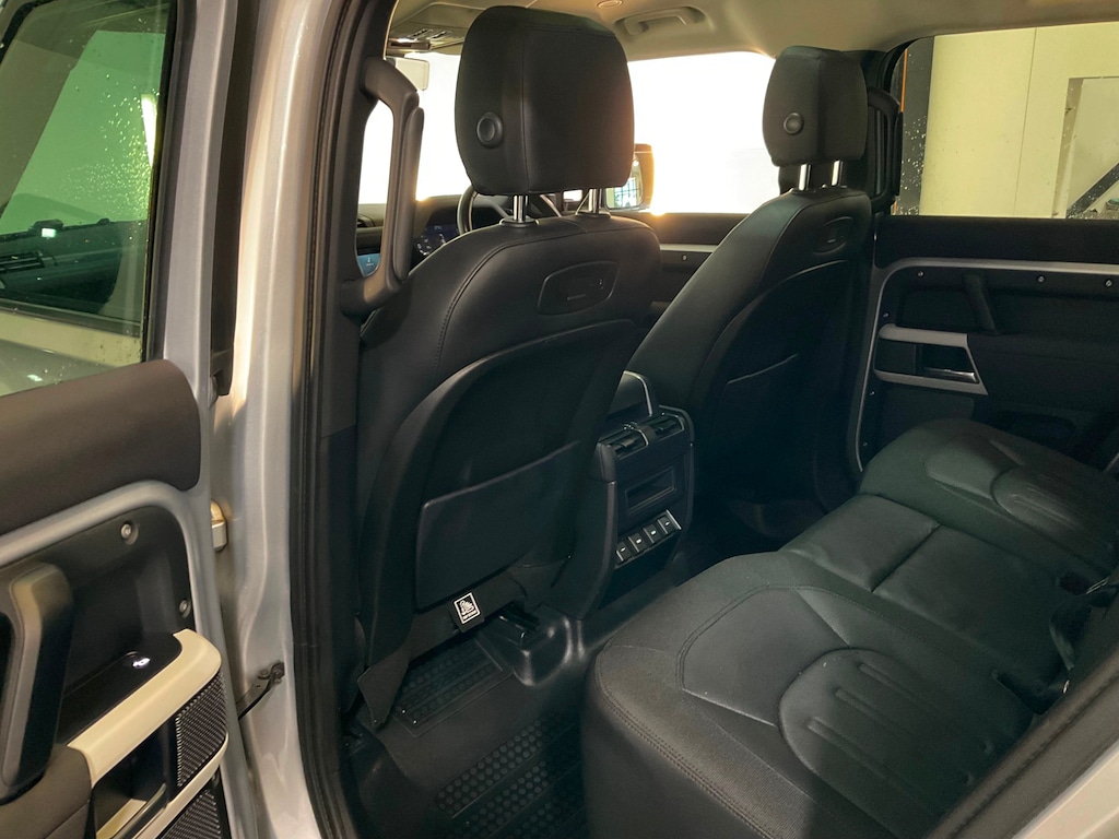 Used Land Rover Defender 2020 for sale - 78074721: Photo 10