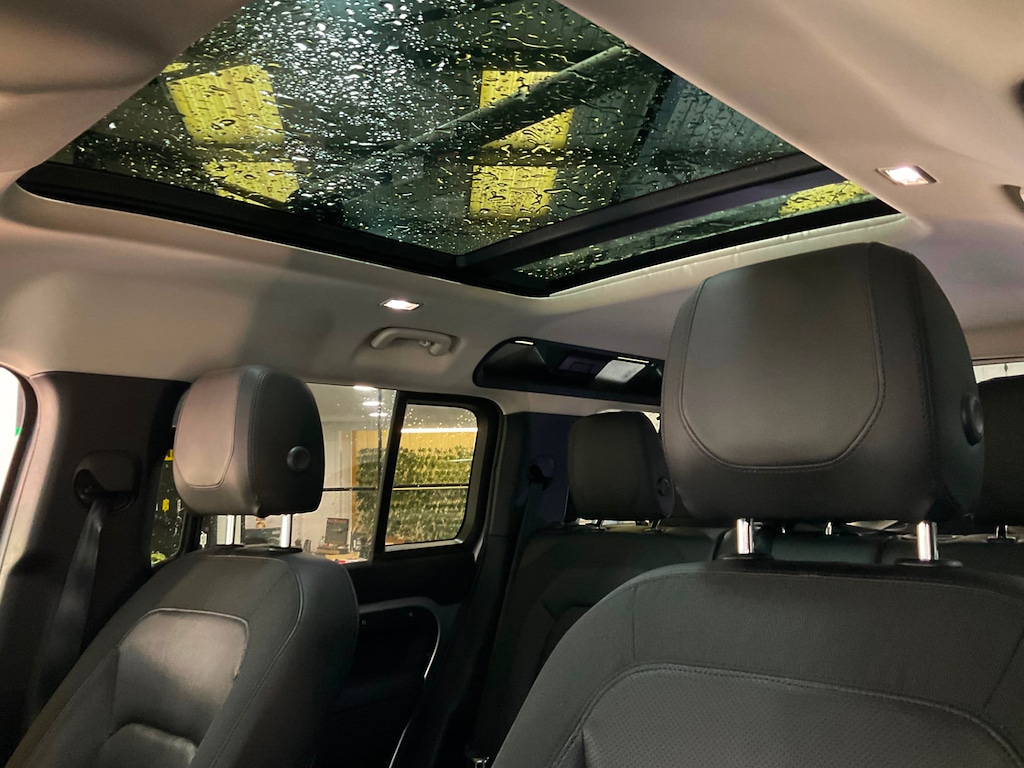 Used Land Rover Defender 2020 for sale - 78074721: Photo 11