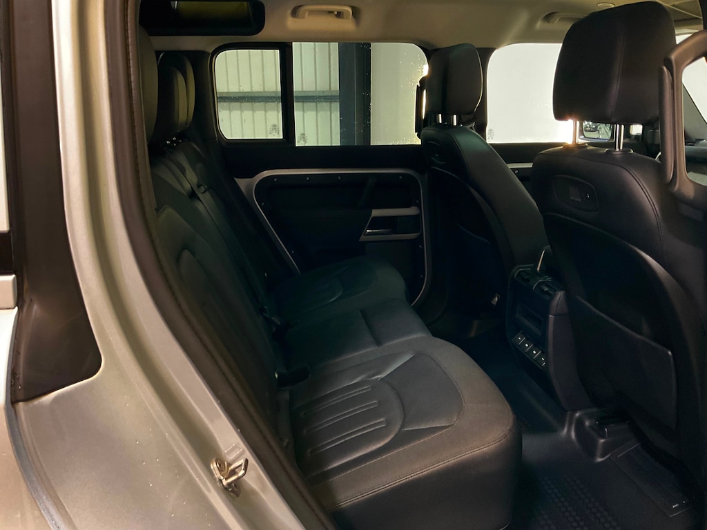 Used Land Rover Defender 2020 for sale - 78074721: Photo 21
