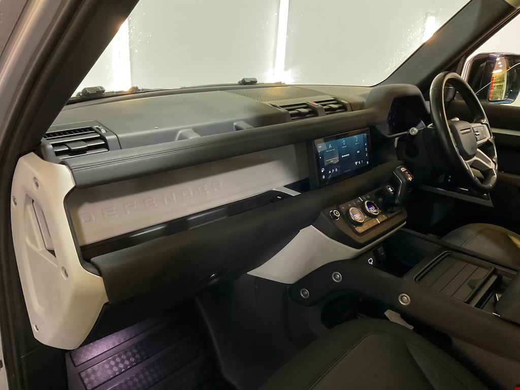 Used Land Rover Defender 2020 for sale - 78074721: Photo 8