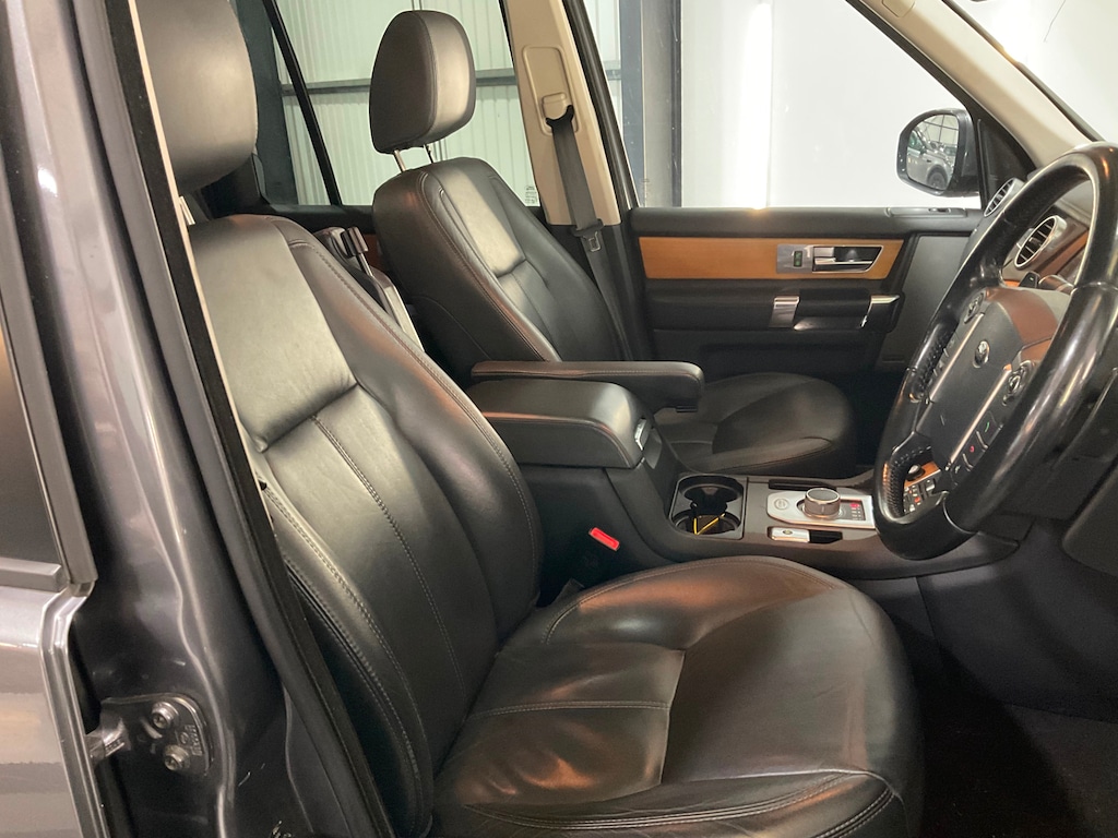 Used Land Rover Discovery 2014 for sale - 76915343: Photo 17