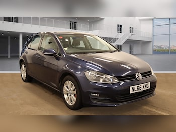 Volkswagen - Golf