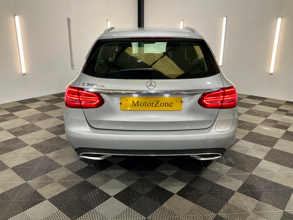 Used Mercedes-Benz C Class 2021 for sale - 77244760: Photo 6