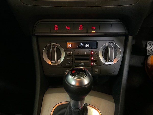Used Audi Q3 2014 for sale - 76018296: Photo 19