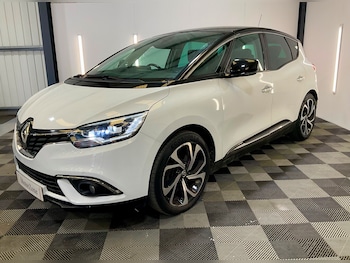 Used Renault Scenic 2018 for sale - 77771520: Photo