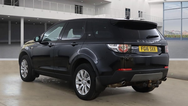 Used Land Rover Discovery Sport 2016 for sale - 76204059: Photo 3