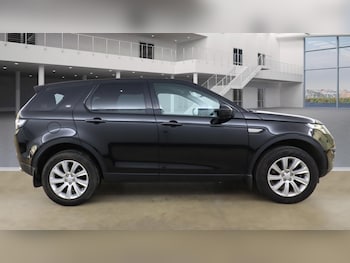 Used Land Rover Discovery Sport 2016 for sale - 76204059: Photo 4