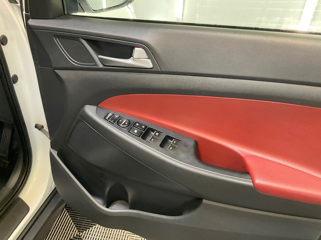 Used Hyundai TUCSON 2016 for sale - 76664617: Photo 27