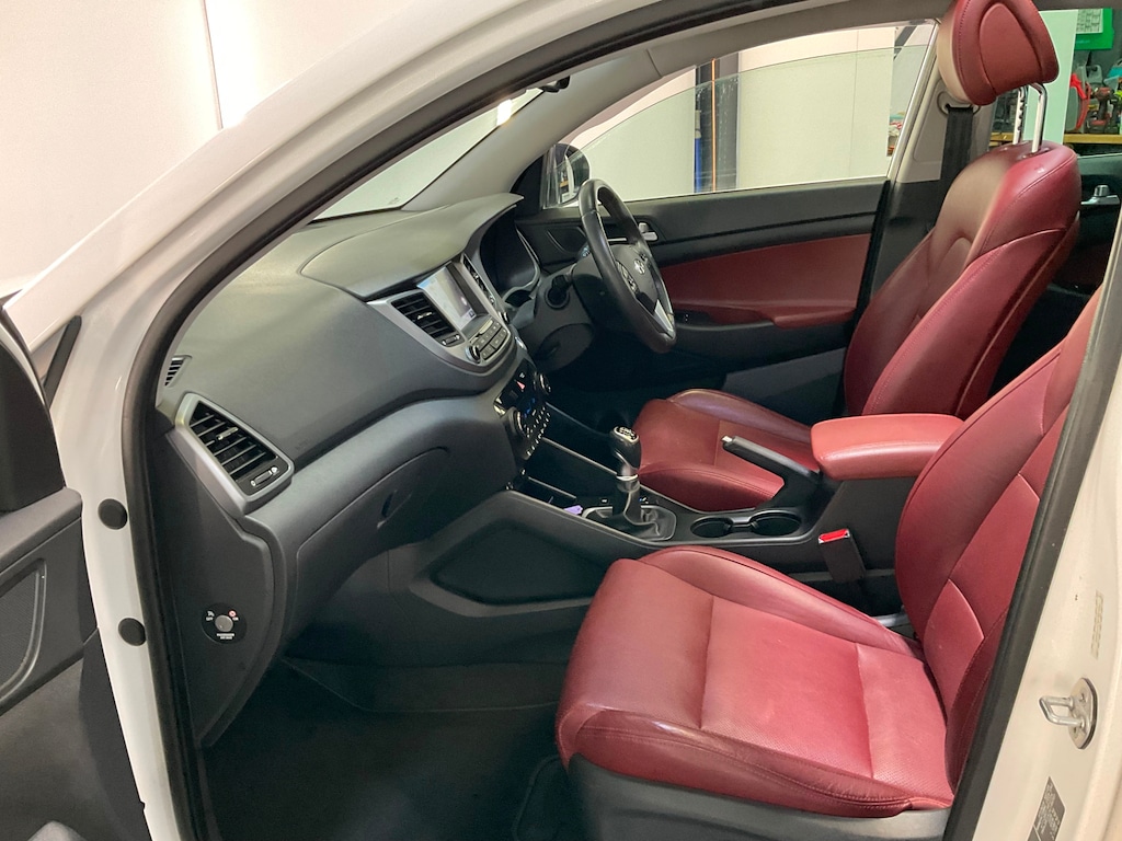 Used Hyundai TUCSON 2016 for sale - 76664617: Photo 9