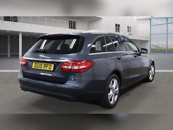 Used Mercedes-Benz C-Class 2015 for sale - 75771661: Photo