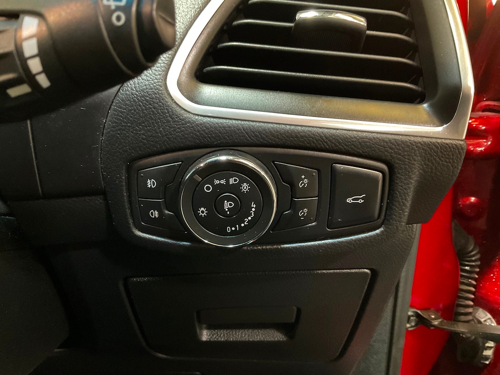 Used Ford Edge 2016 for sale - 76915334: Photo 17