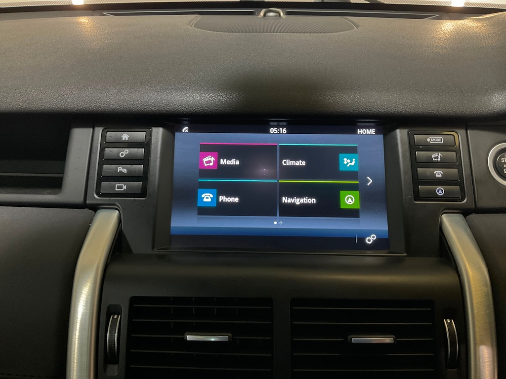 Used Land Rover Discovery Sport 2016 for sale - 77819243: Photo 15